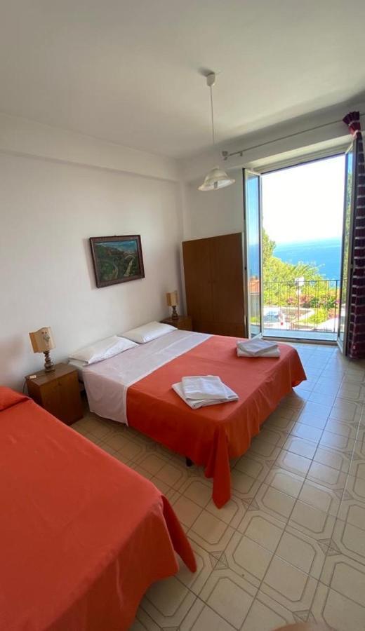 Camere Il Leone Taormina Buitenkant foto
