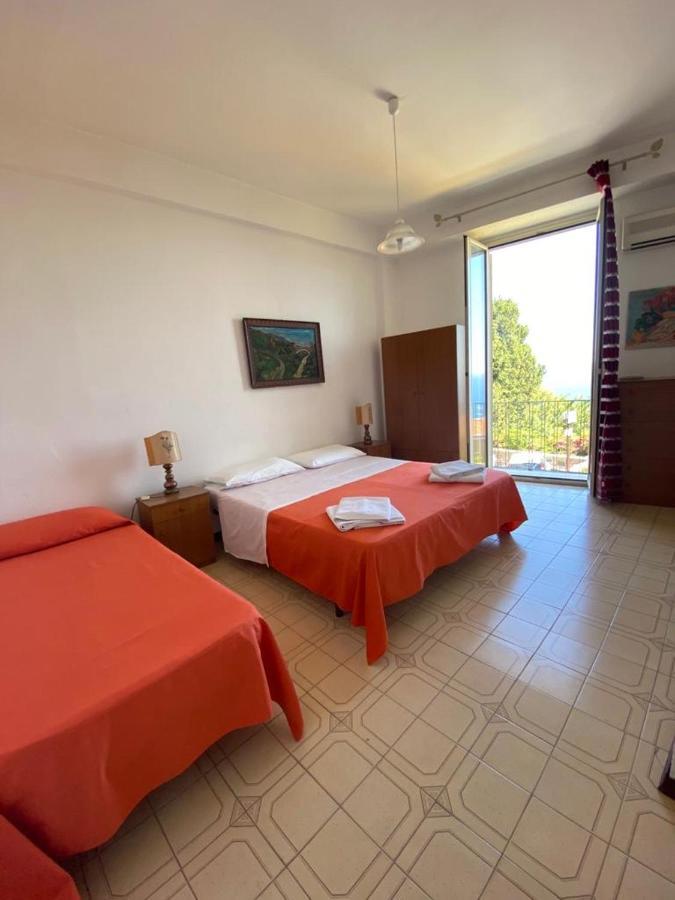 Camere Il Leone Taormina Buitenkant foto